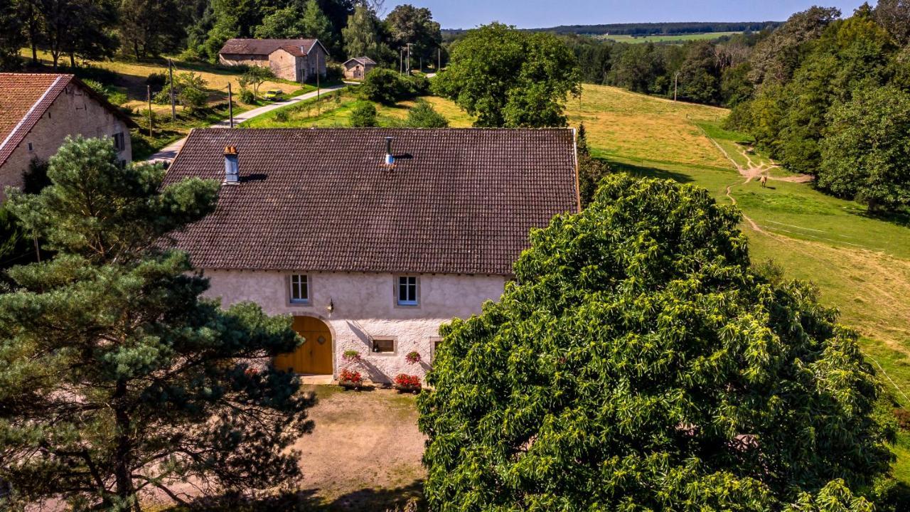 Chambres D'Hotes "La Landre" Le Clerjus Exterior photo