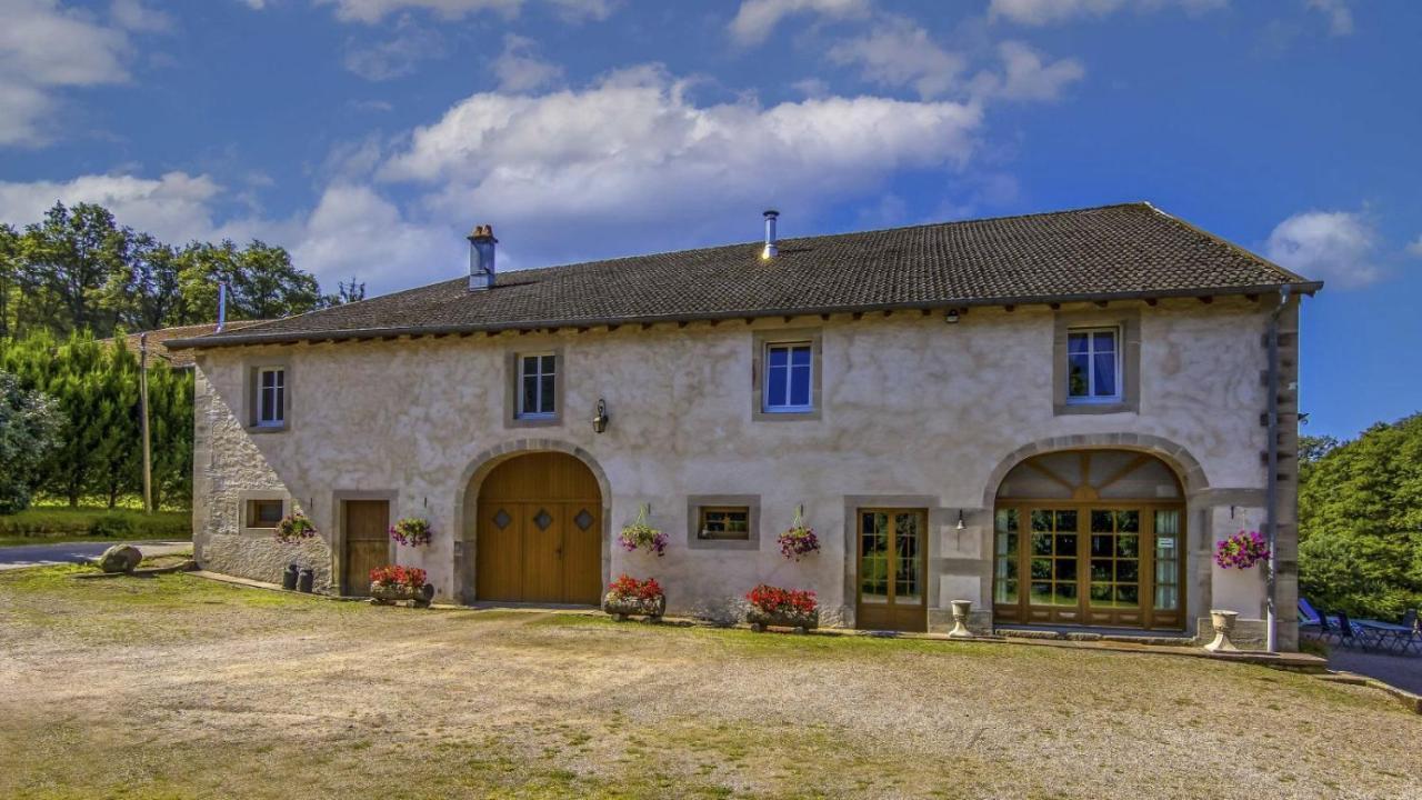 Chambres D'Hotes "La Landre" Le Clerjus Exterior photo